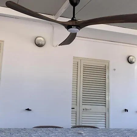 Ticia A 100 Metri Dalla Con Parcheggio Privato Vakantiehuis
