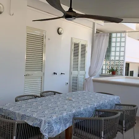 Ticia A 100 Metri Dalla Con Parcheggio Privato Vakantiehuis *