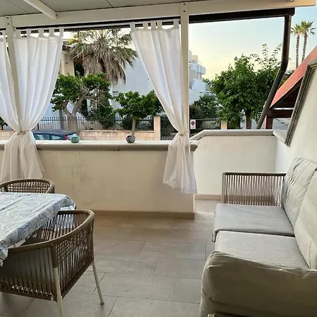 Casa vacanze Ticia A 100 Metri Dalla Con Parcheggio Privato