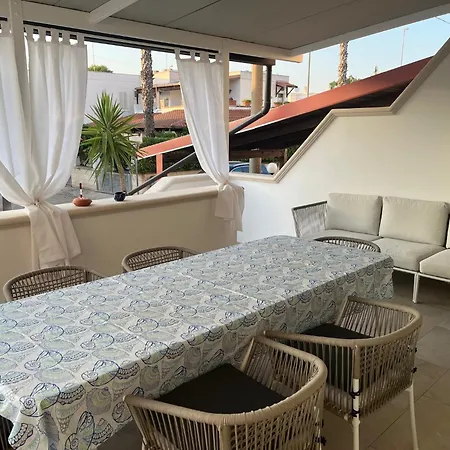 Ticia A 100 Metri Dalla Con Parcheggio Privato Casa vacanze Lido Marini
